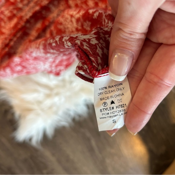 Floral Short Sleeve Dress - Picture 7 of 7